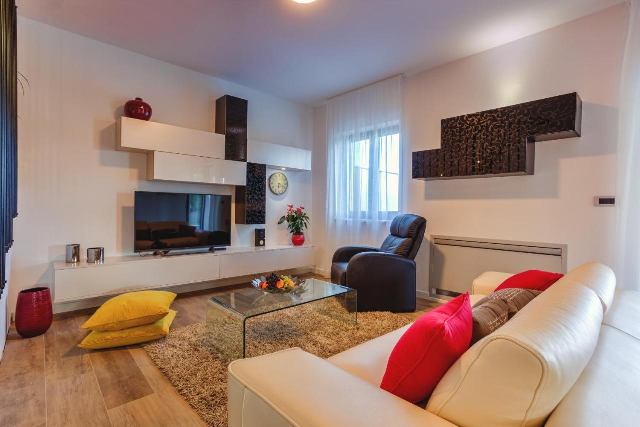Villa Flora Vabriga Tar-Vabriga 外观 照片