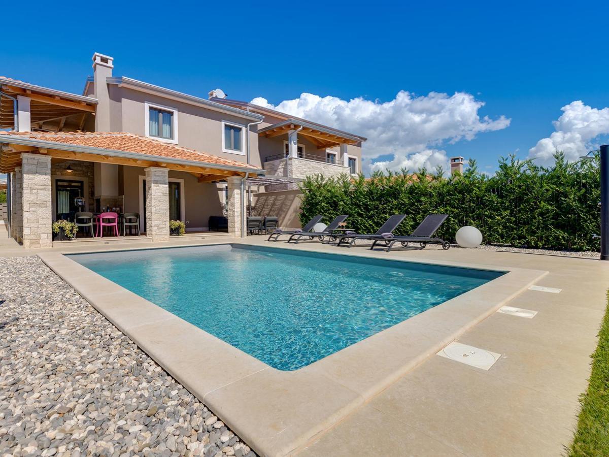 Villa Flora Vabriga Tar-Vabriga 外观 照片