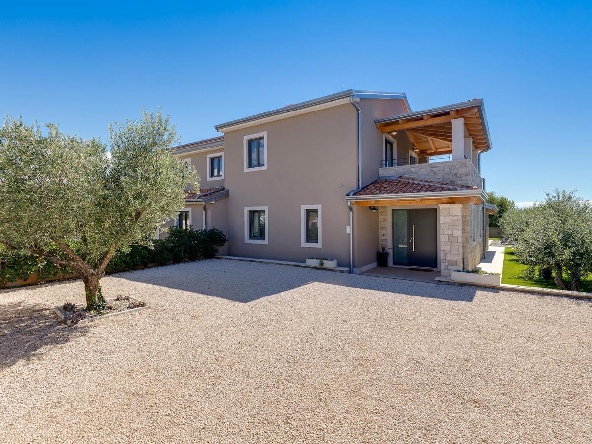 Villa Flora Vabriga Tar-Vabriga 外观 照片