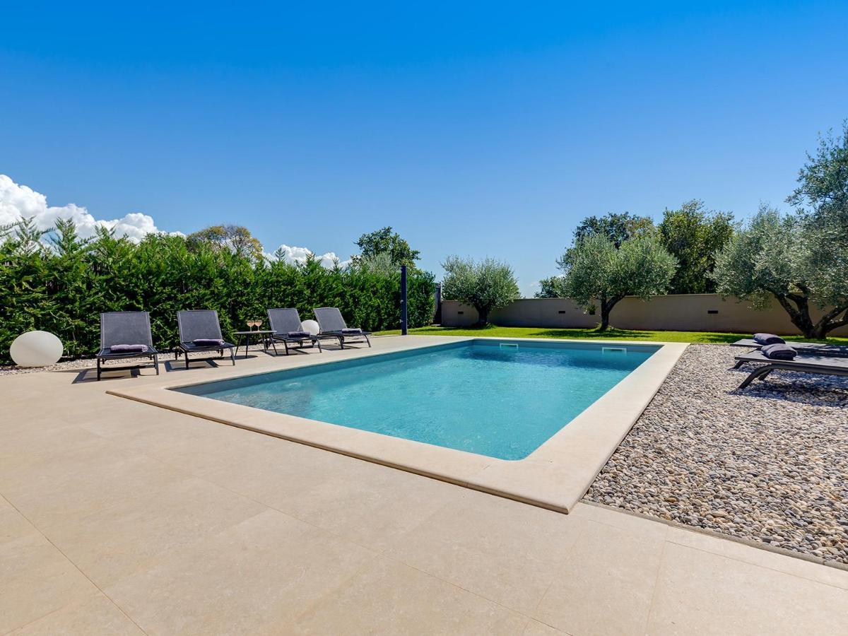 Villa Flora Vabriga Tar-Vabriga 外观 照片