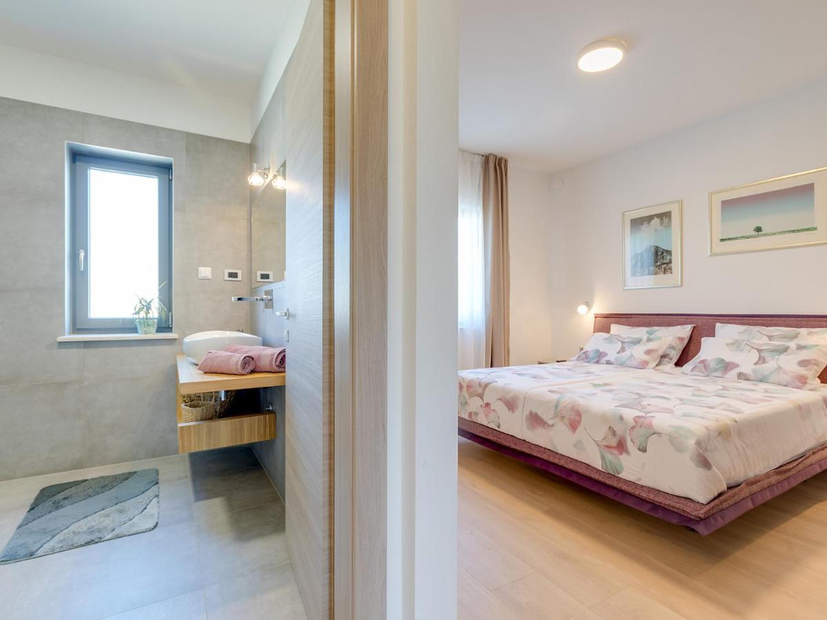 Villa Flora Vabriga Tar-Vabriga 外观 照片